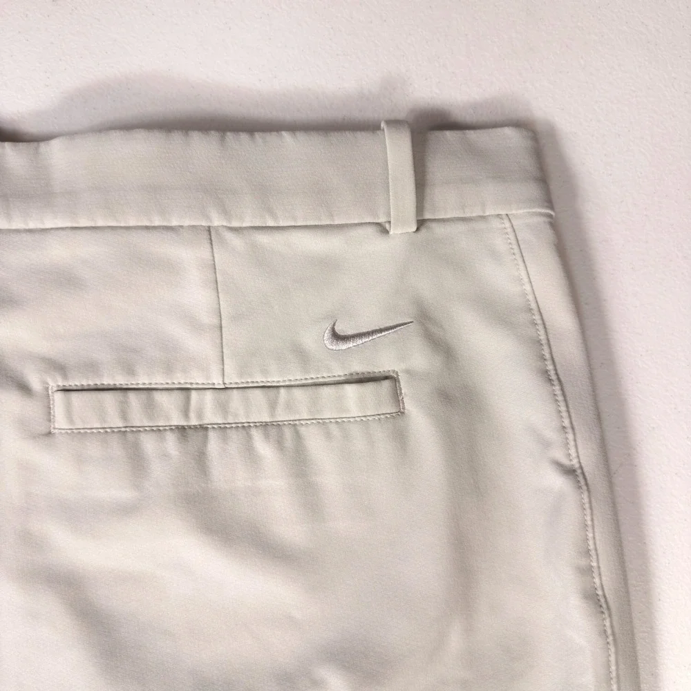 Nike Dri-FIT Golf Shorts Light Bone Beige Standard Fit Mens Size 38